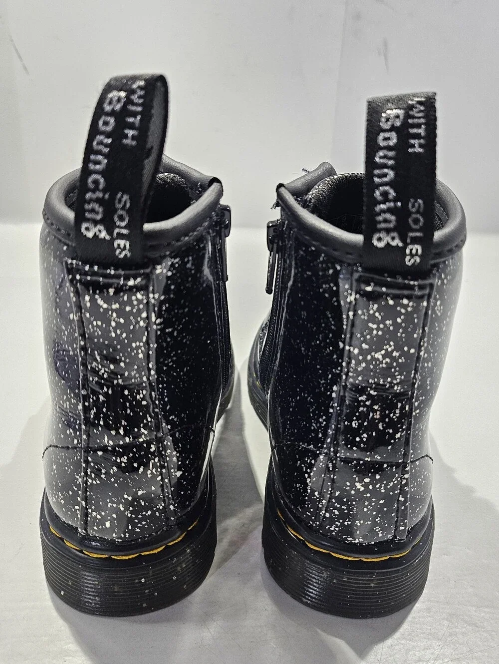 DR MARTENS BABY TODDLER 1460 LACE UP COSMIC GLITTET ANKLE BOOT SIZE 9